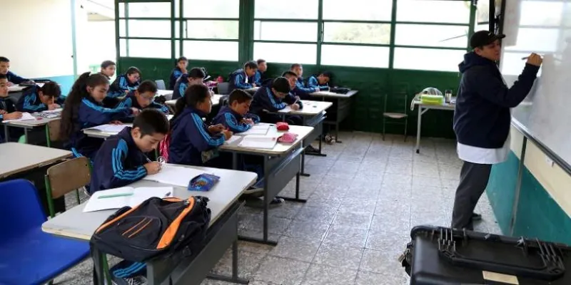 SE PUEDE ORDENAR TRASLADO DE SERVIDORES PÚBLICOS EN RIESGO NO DERIVADO DE SUS FUNCIONES